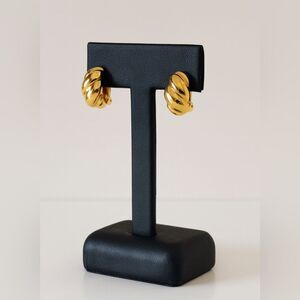 Vintage 80's Women's Gold Toned Twisty Clip on Huggie Earrings Elegant Old Money